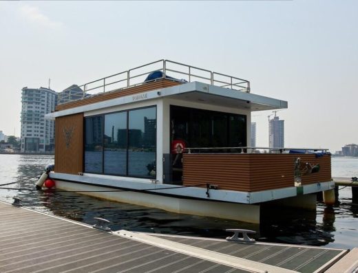 20 Passenger – Aquator House Boat – 3 Hour Cruise Rental