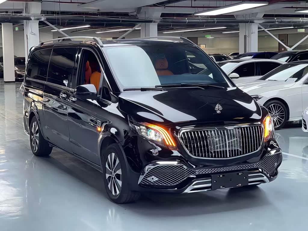 Luxury Mercedes Maybach Benz Vito Van – Daily Rental